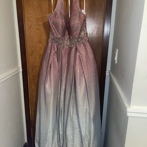 Selling Prom Dress